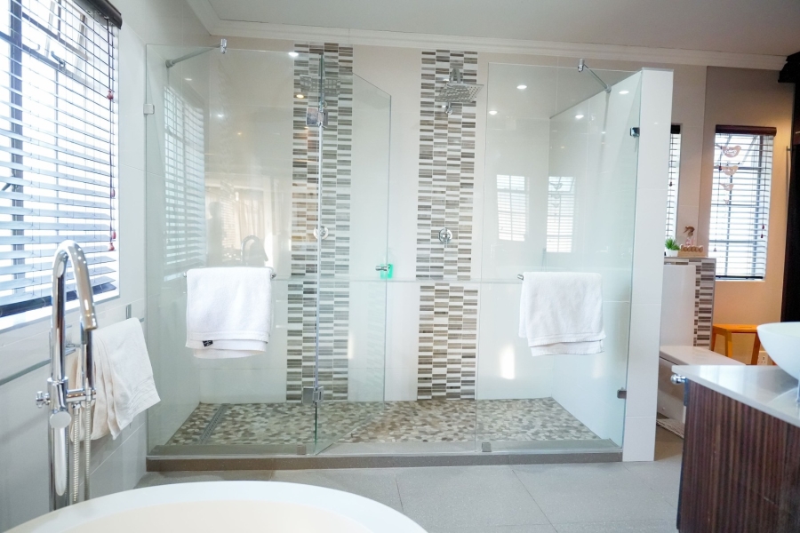 4 Bedroom Property for Sale in Wilkoppies North West